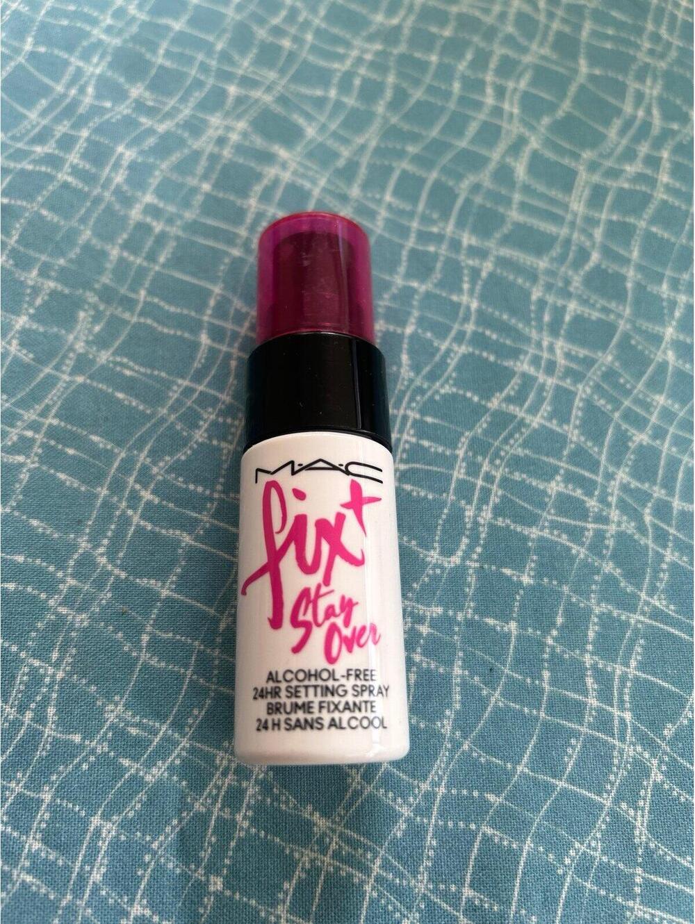 D111 MAC Fix + Stay Over Alcohol-Free 24hr Setting Spray Mini Sampl
